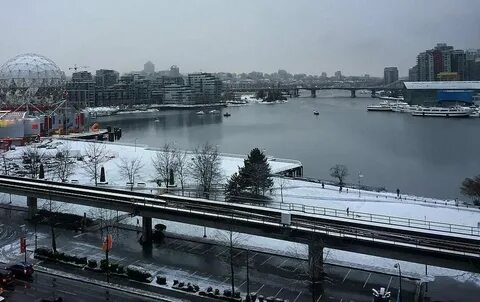 Разница москва канада