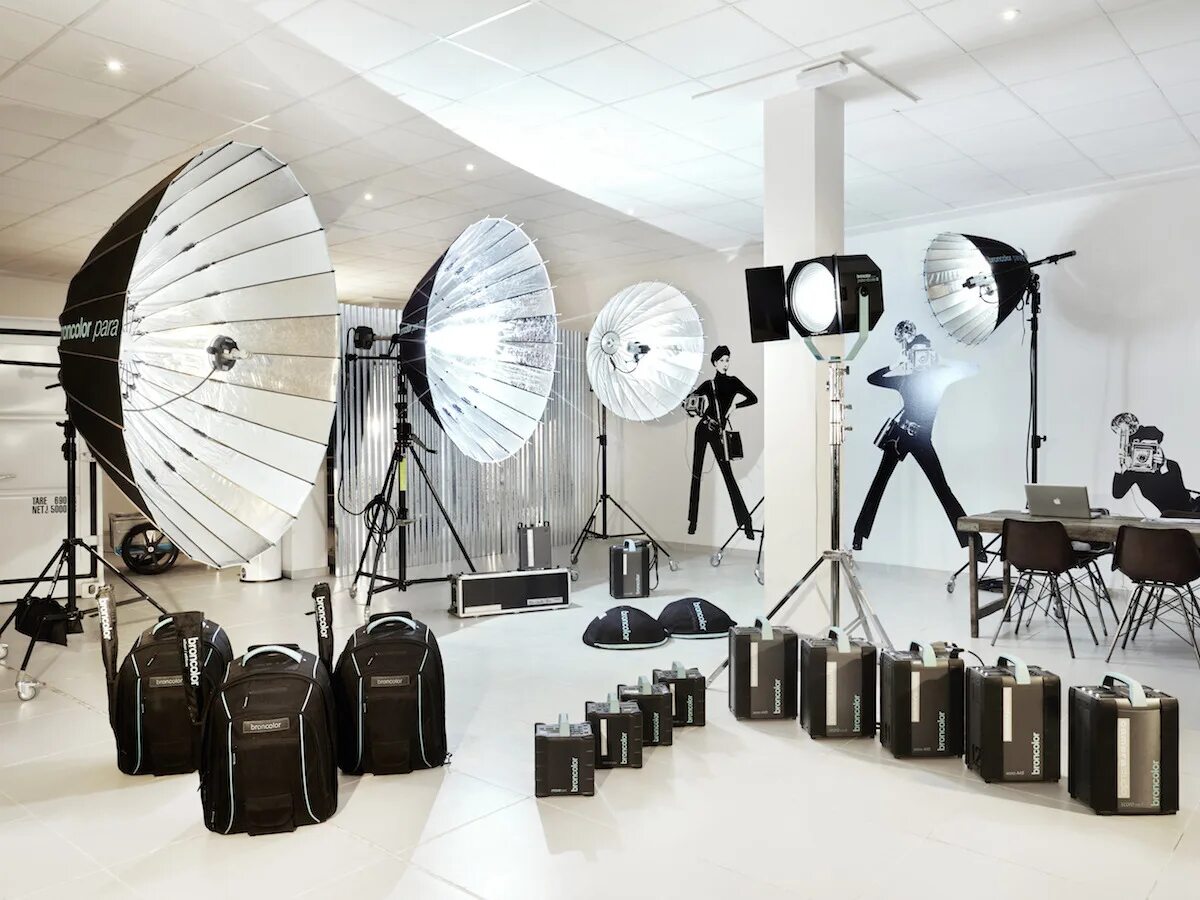 Camera studio