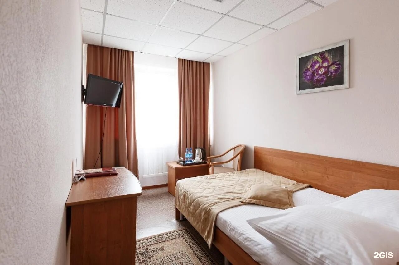 Отель рассвет. Гостиница восход комсомольск на амуре сайт. Комсомольск-на-амуре восход. Гостиница восход комсомольск-на-амуре. Гостиница восход комсомольск-на-амуре фойе.