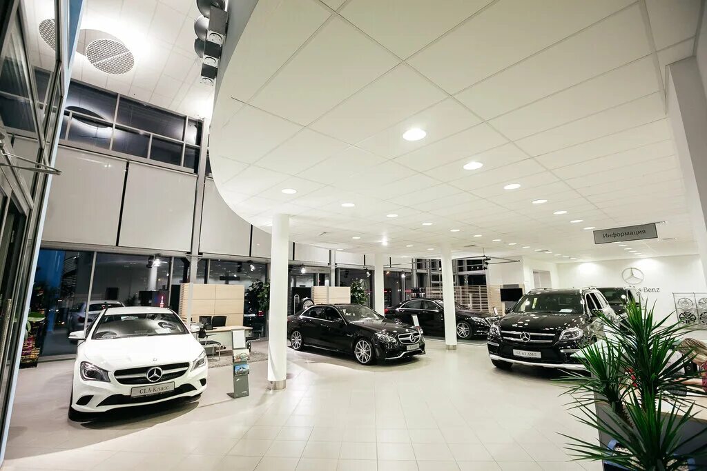 автосалон автомир. автосалон фреш в воронеже. автосалоны воронеж. белая машина автосалон. воронеж улица изыскателей 23 мотор ленд.