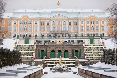 Дворцы зимой