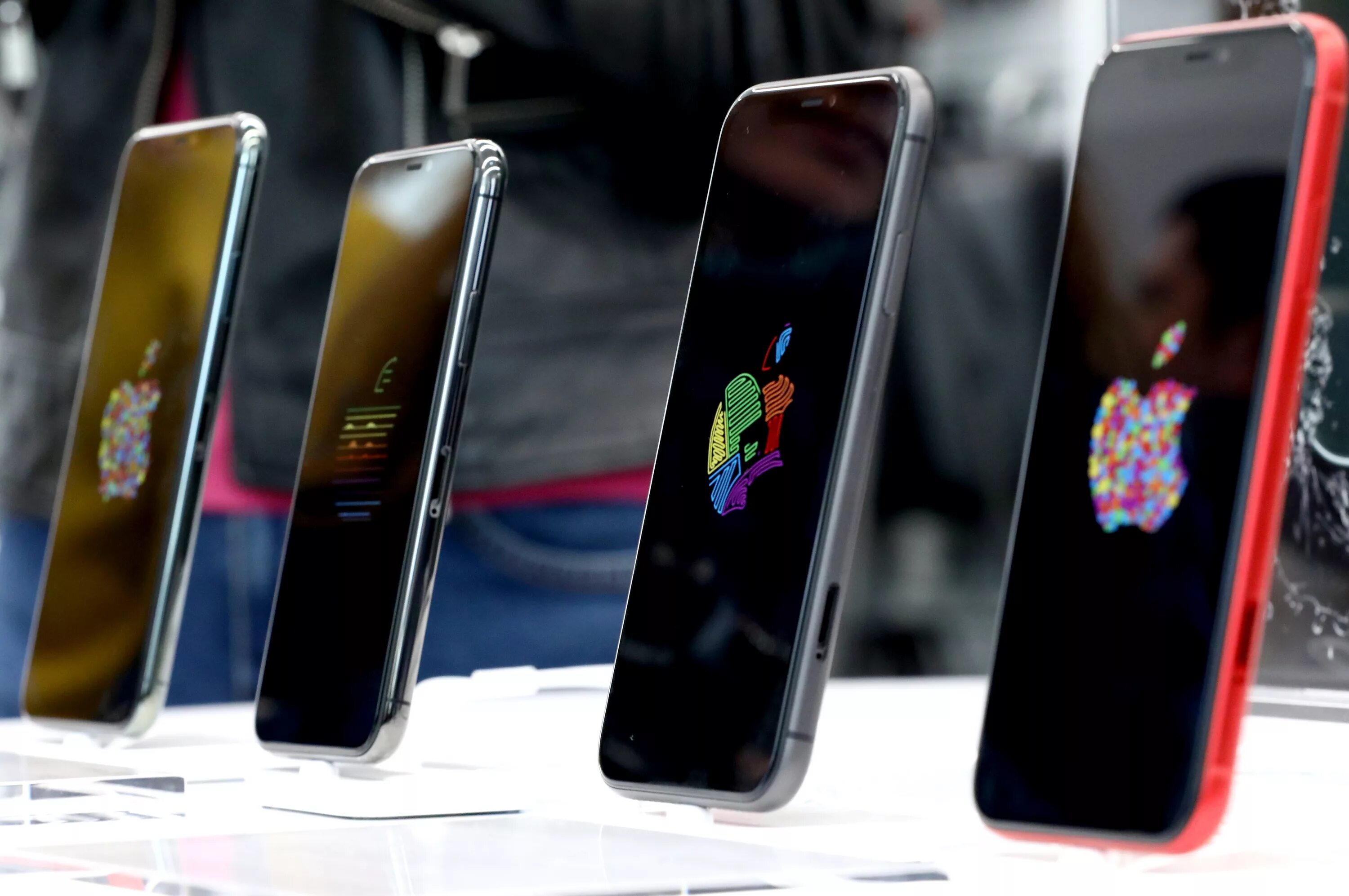 Айфоны какой фирмы лучше. Apple iphone 12. Мир iphone. Разные айфоны. Айфоны какой фирмы лучше.