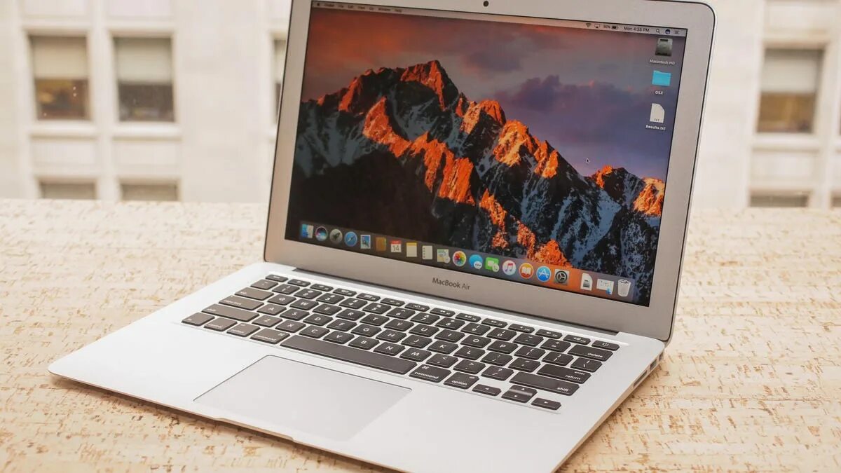 Ноутбук apple macbook air m1 256 13.3. MACBOOK Air 13 2017. MACBOOK 13.3 Air. Apple MACBOOK Air 13 m1. Apple MACBOOK Air 13 Mid 2017.