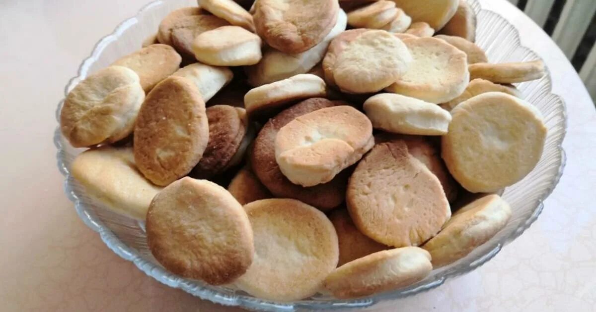 Мамины рецепты печенья. Бризе печенье. Мамины рецепты печенья. Печенье вкус детства. Печенье вкус маминого детства.