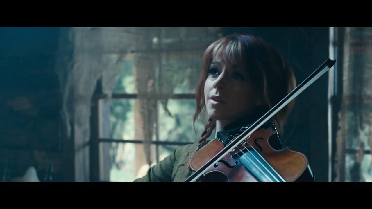 Lindsey Stirling hot. Lindsey Stirling Sleigh Ride. Lindsey Stirling Artemis обложка. Lindsey Stirling фото 2022. Lindsey stirling eye of the untold her