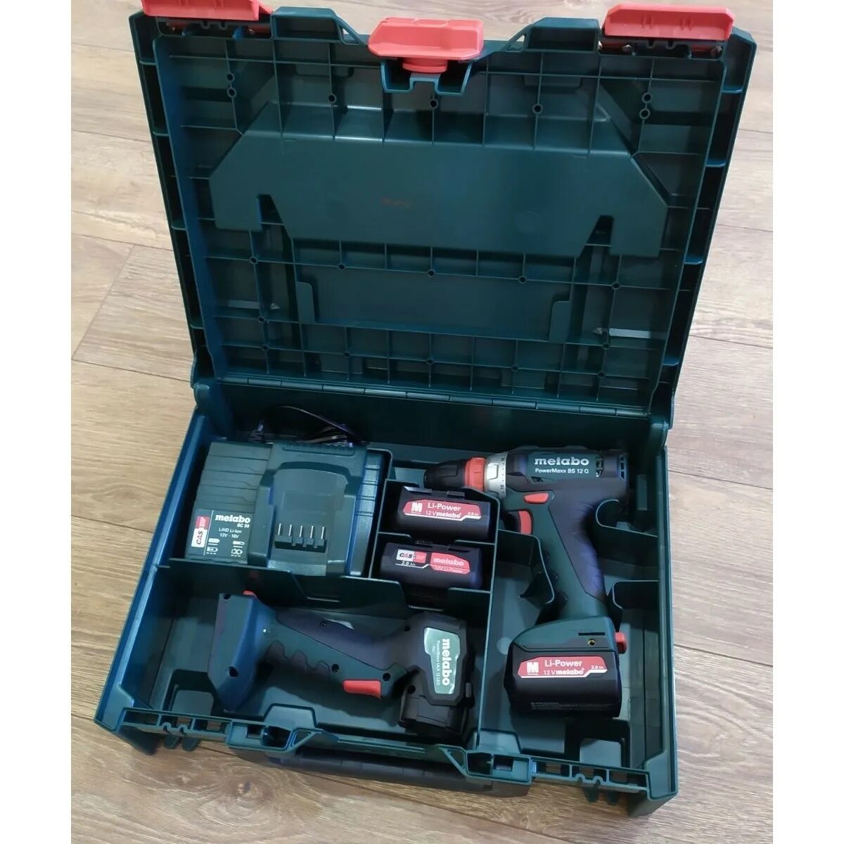 Powermaxx bs 12v. Ящик Metabo Metabox 118. Metabo POWERMAXX SB 12 В кейсе Бумбокс. Metabo POWERMAXX кейс. Metabo Case Metabox.