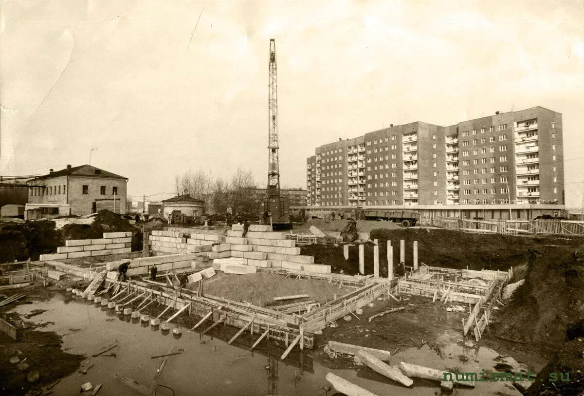 комсомольский проспект 49 пермь фото. пермь 1980 мотовилиха. улица максима горького пермь. улица николая быстрых пермь. восстания 55 пермь.