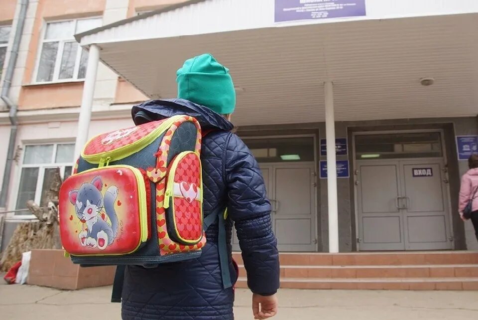 Усиление мер безопасности в школах. Фото из школы в Ижевске. Стрелок в Перми в школе 2021. В школах усилят безопасность