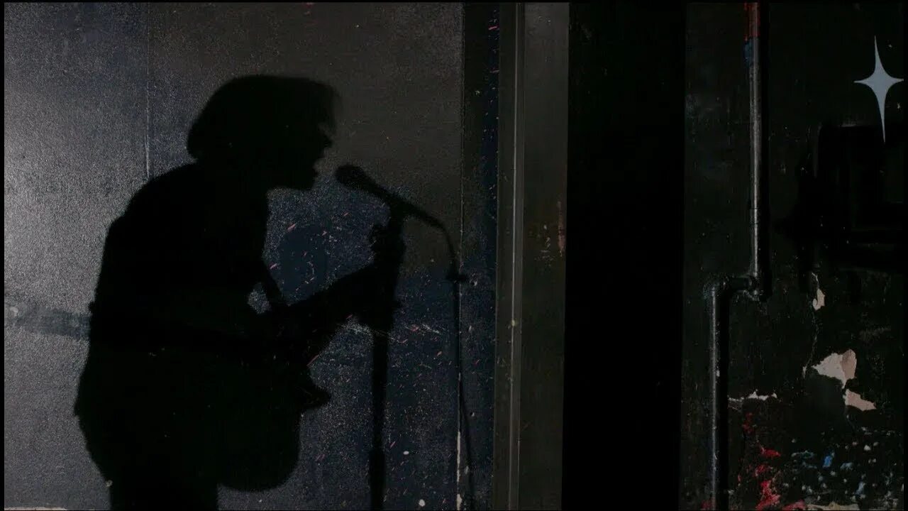 Current joys voyager. Ник раттиган. Ника раттигана. Fear current joys. Current joys фото.