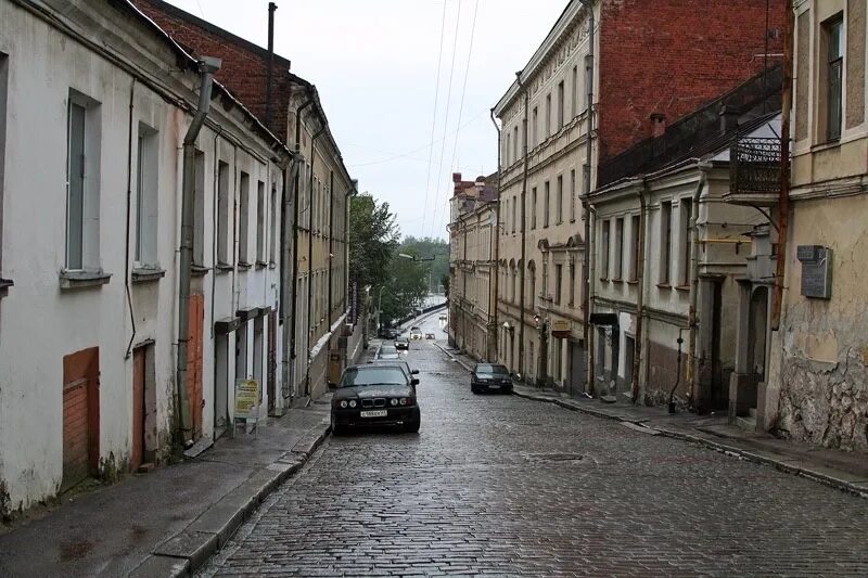 Выборг ленинградская область выборгская улица. Город Выборг улица Выборгская. Выборг Центральная улица. Выборг улочки. Выборг старый район.