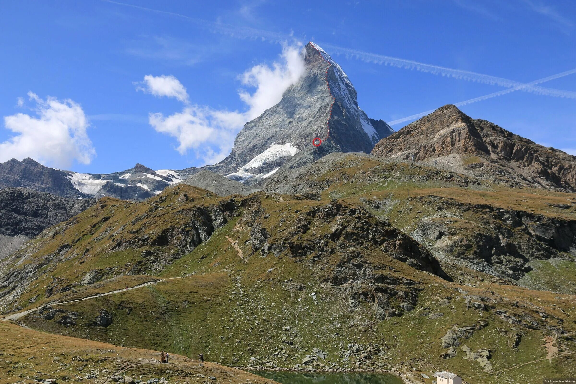 Горы суеверий. Фитц рой патагония. Гора фицрой аргентина. Huge mountains. Скалистые горы сша лонгс пик.