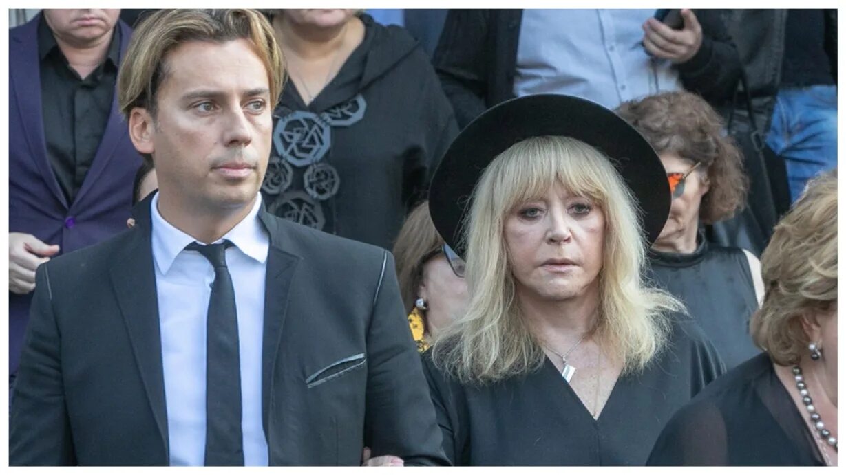 Алла пугачёва 2022. Фото аллы пугачевой 2020 год. Пугачева и галкин в израиле фото 2022. Где сейчас пугачева находится 2024. Алла пугачева в израиле 2022.