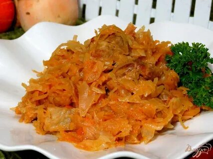 Вкусная тушеная капуста со свининой