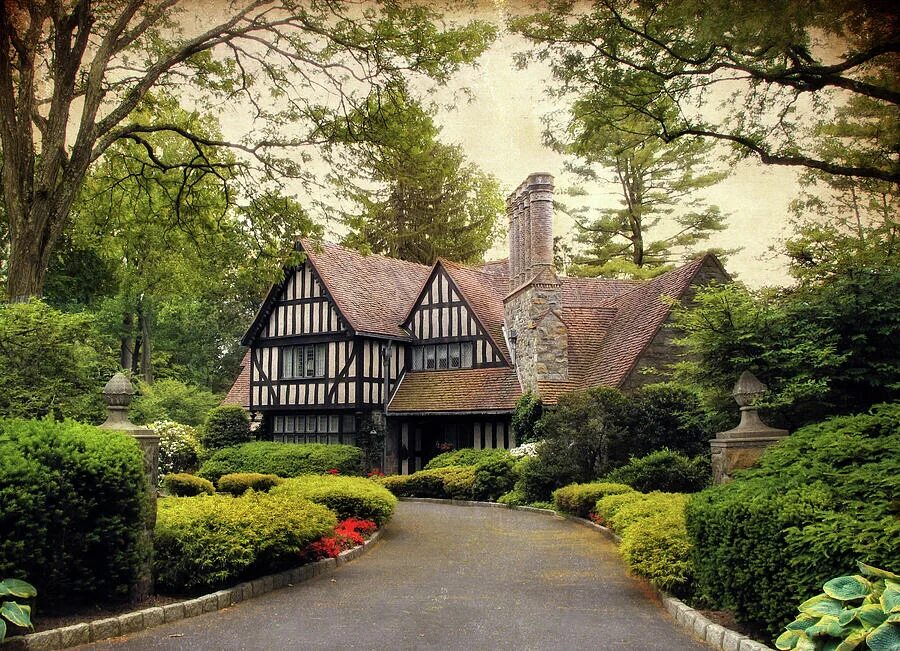 Дом является вещью. Стиль тюдор (tudor revival cottage). дом в англии в стиле тюдор интерьер. тюдоровский сад англия. архитектура эпохи тюдор.