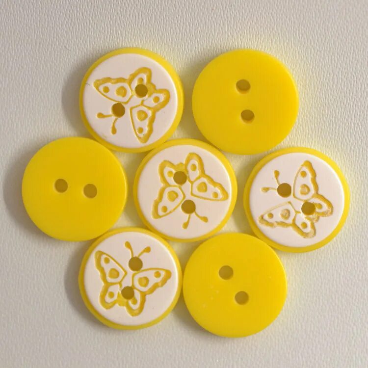 Button 10