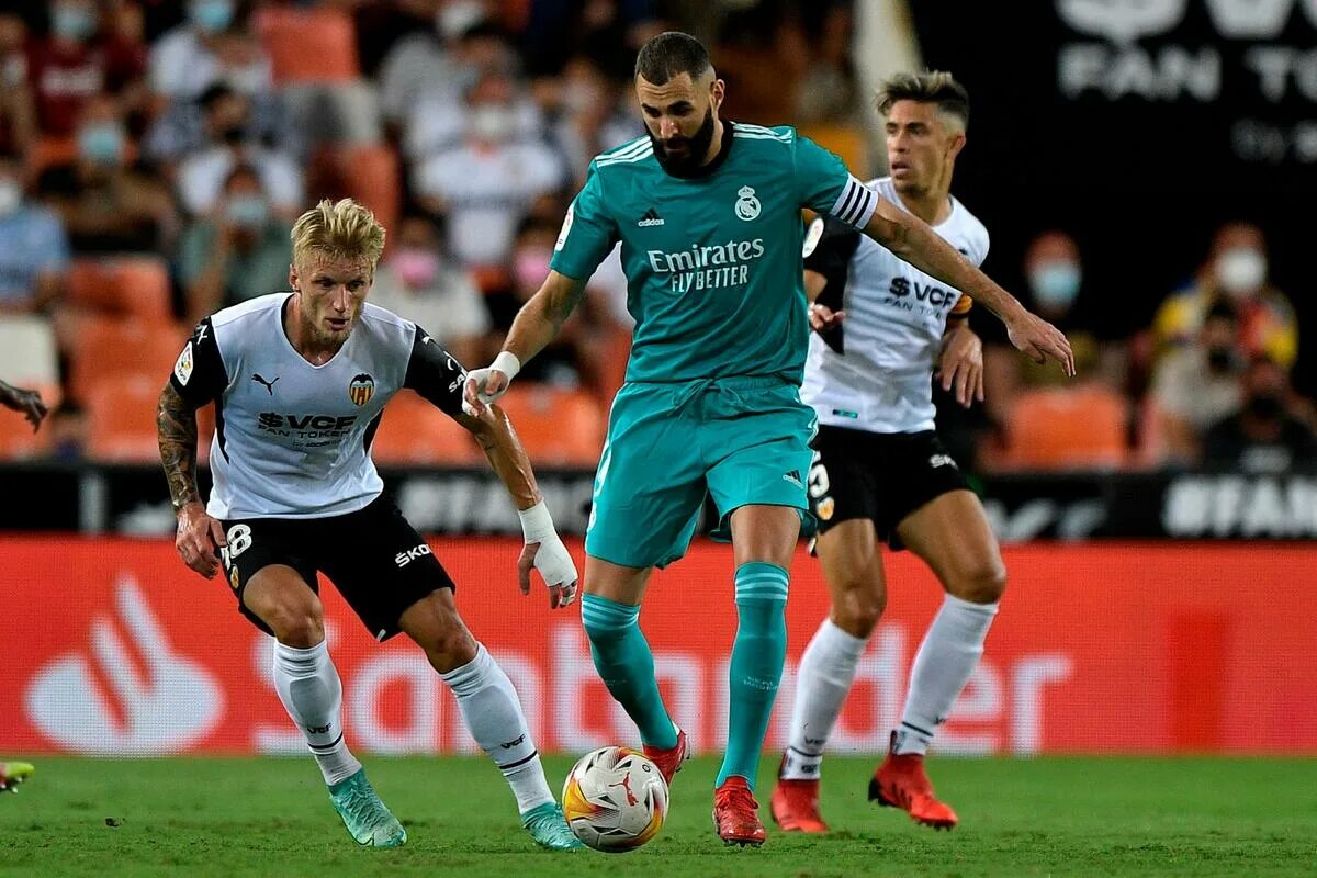 Валенсия против Спортинга. Валенсия Реал Мадрид 9.05.22. Real vs Valencia.