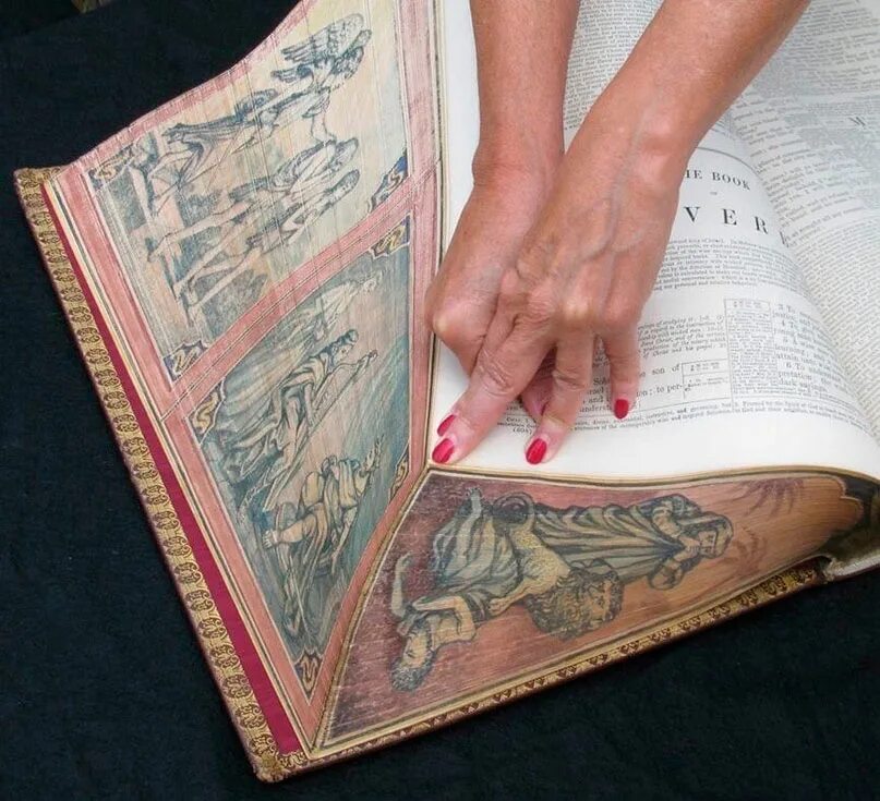 Разрисованная книга. Живопись на обрезе книги. Рисование на обрезе книг.