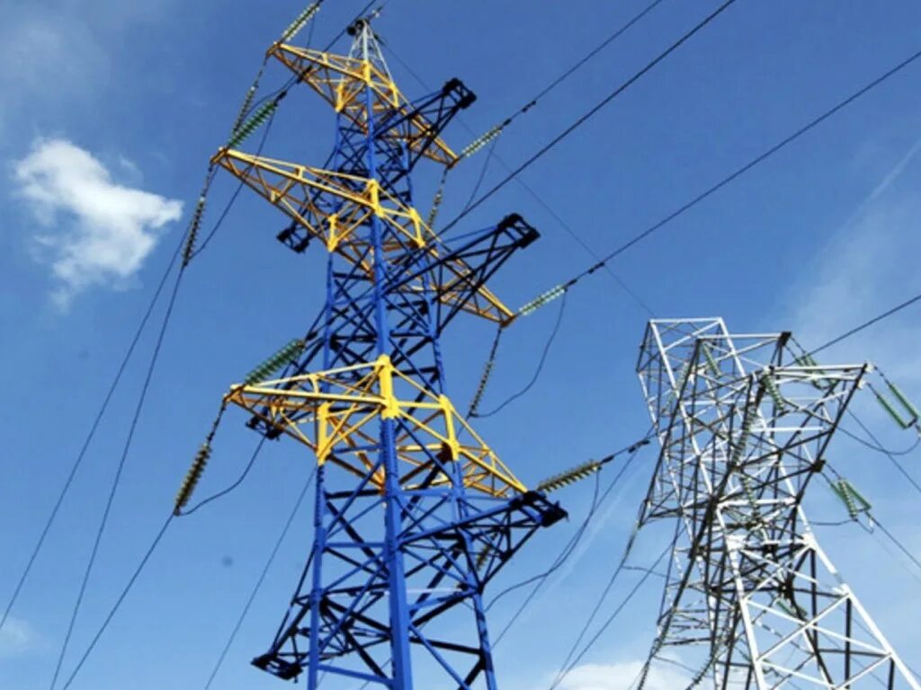 реконструкция линий электропередач. повреждение электрических сетей. повреждение электрических сетей. электромонтер электрических сетей. восстановление электроснабжения зимой.