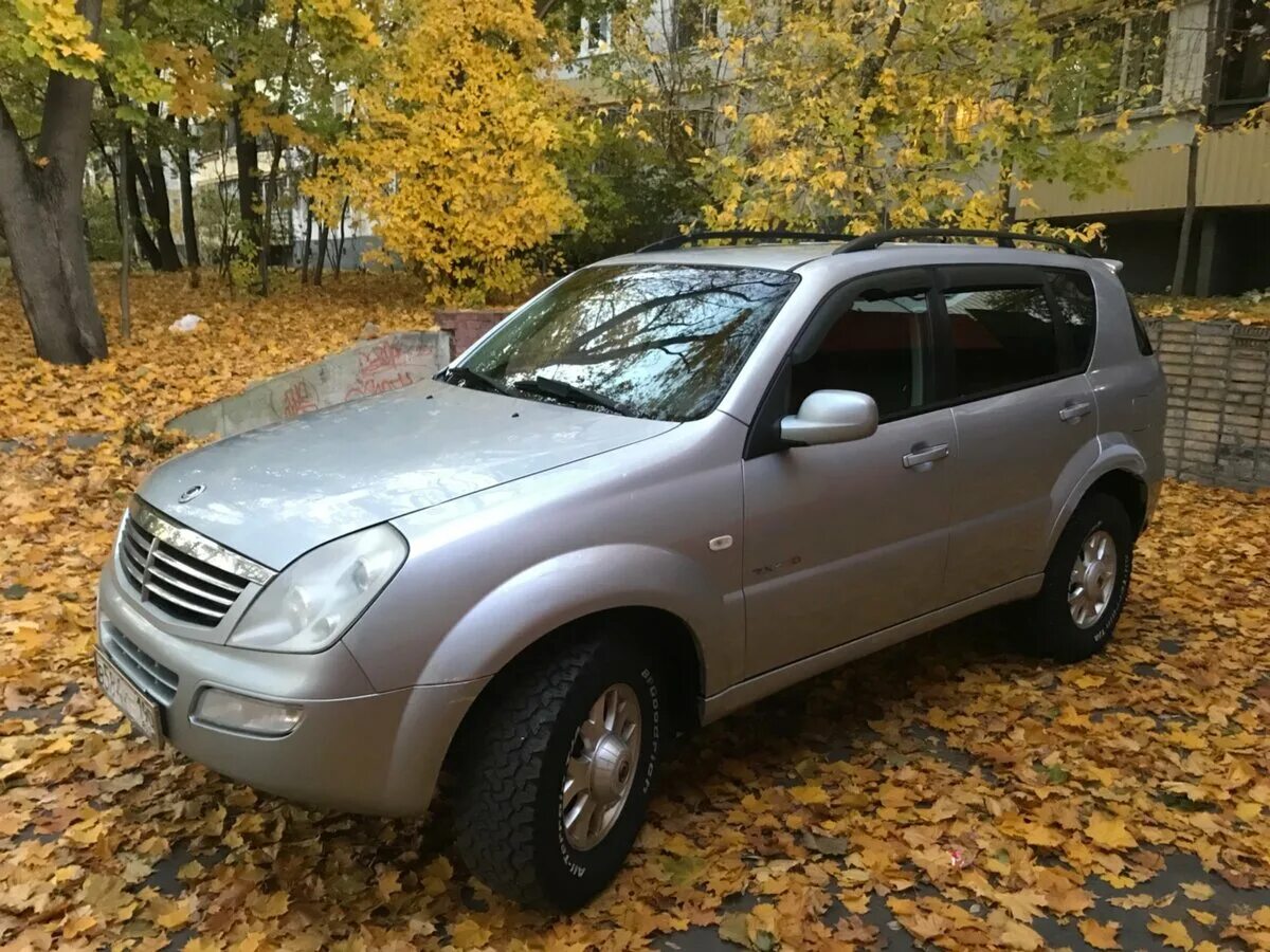 Отзывы санг енг рекстон. SSANGYONG Rexton 2006. SSANGYONG Rexton 3.2 2006. Санг Йонг Рекстон 2006 3.3. Рекстор машина 2006 бензин.