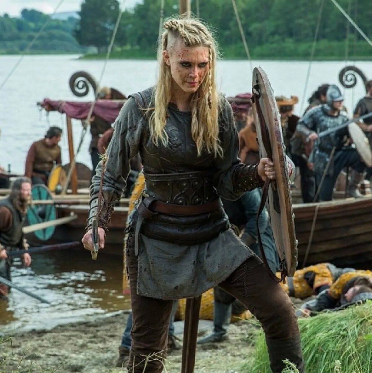 Викинги екатеринбург. Лагерта воительница. Рагнар и ролло. Рагнар лодброк. Ролло викинги.