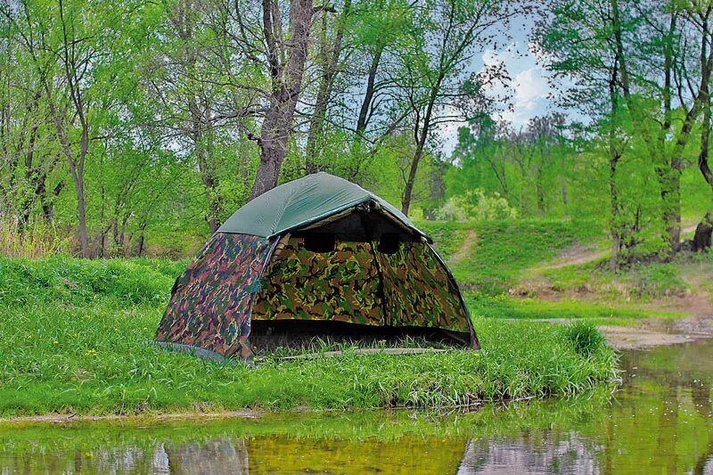 Палатка для летней рыбалки. Палатка рыболовная "Lotos 4 Carp". Карповая палатка Лотус 4. Палатка 2-х местная Lotos. Рыбацкая палатка летняя.