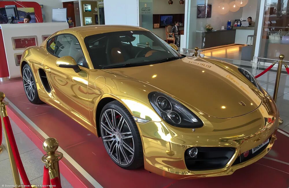 Gold машины. Ferrari 599 GTB из чистого золота. Золотая машина. Золотистая машина. Позолоченная машина.