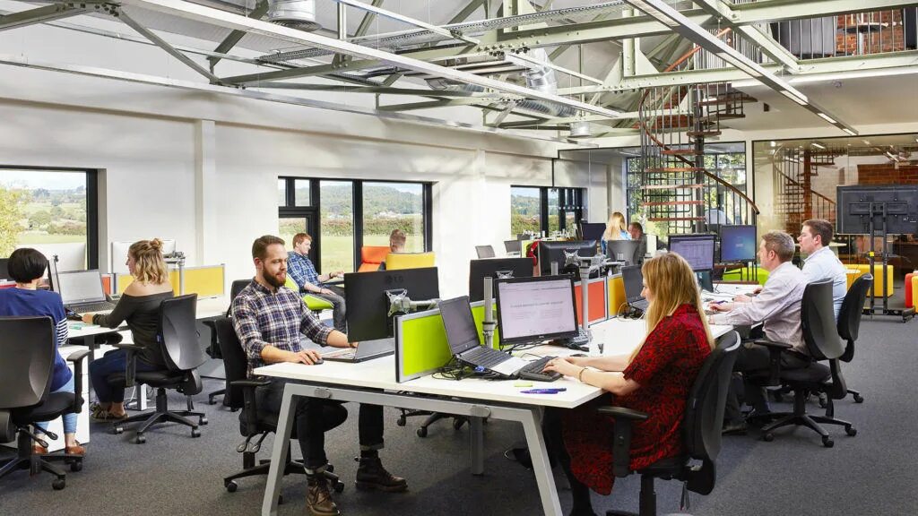 Technologies co. Офис программистов. Офисные технологии. Technologies co. Компьютерная система.