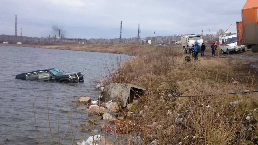 полдневое омск озеро.