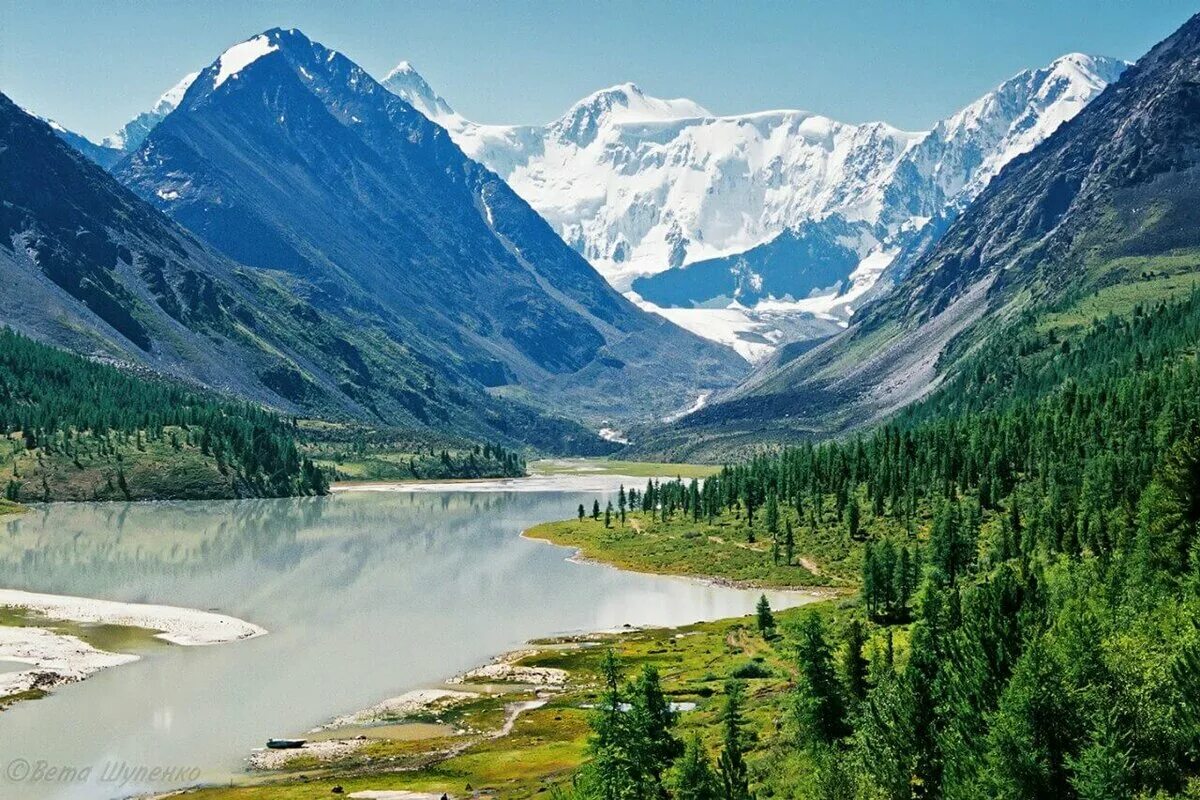 Республика алтай административный. Озеро Аккем горный Алтай. Гора Белуха, горный Алтай. Катон-Карагайский национальный парк. Гора Белуха Сибирь.