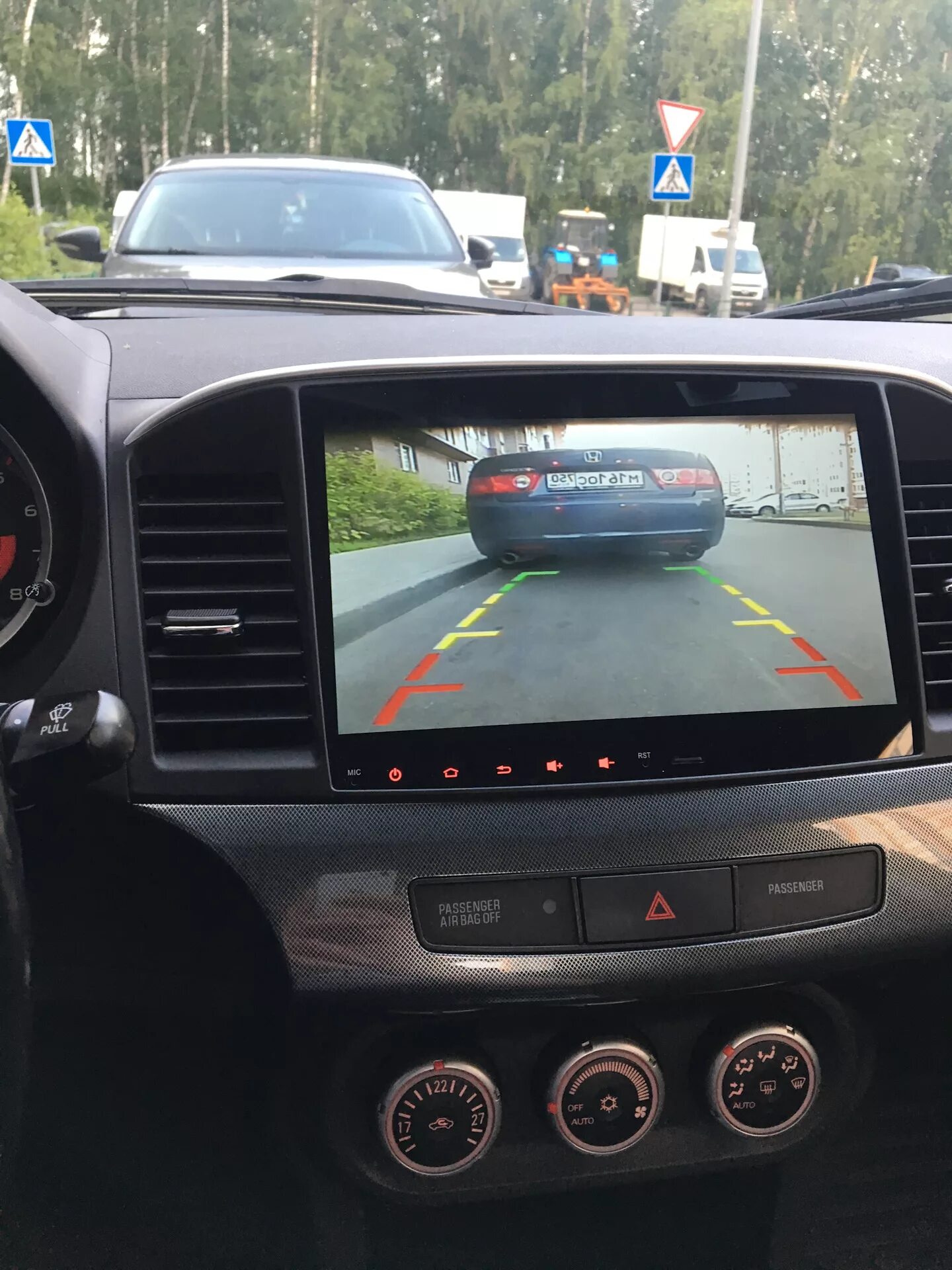 Подключение камеры лансер 10 Штатная камера заднего вида Mitsubishi Lancer X, 1,8 л, 2008 года электроника