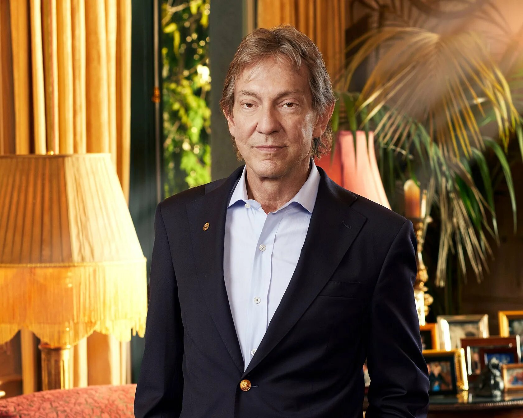 Джон богл американский бизнесмен. Интервью джона. Джон сина в профиль. Джим моррис. Джон бон джови спорт.