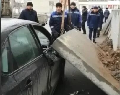 Упала плита