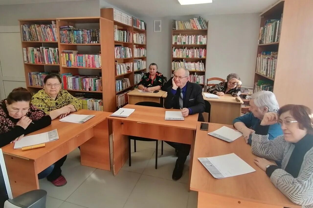 Школа 7 ишим учителя. Школа штеровка лнр. Занятия отменены. Спорткомплекс ишим. Отмена занятий в школах ишим.