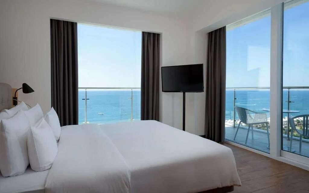 Radisson collection resort and spa. Radisson collection paradise resort &amp; spa. radisson collection paradise resort &amp; spa, sochi 5*. radisson collection paradise resort &amp; spa, sochi ул. 65 лет победы, 50, сочи. radisson collection сочи стандартный номер вид на море.