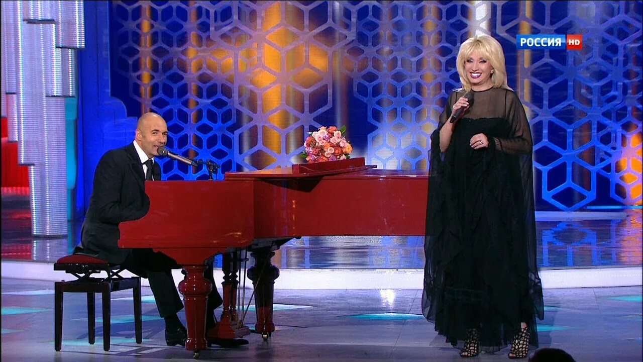 Аллегрова сейчас 2021. Ирина аллегрова и игорь крутой незаконченный. Ирина аллегрова и игорь крутой. Ирина аллегрова 2022. Аллегрова и крутой.