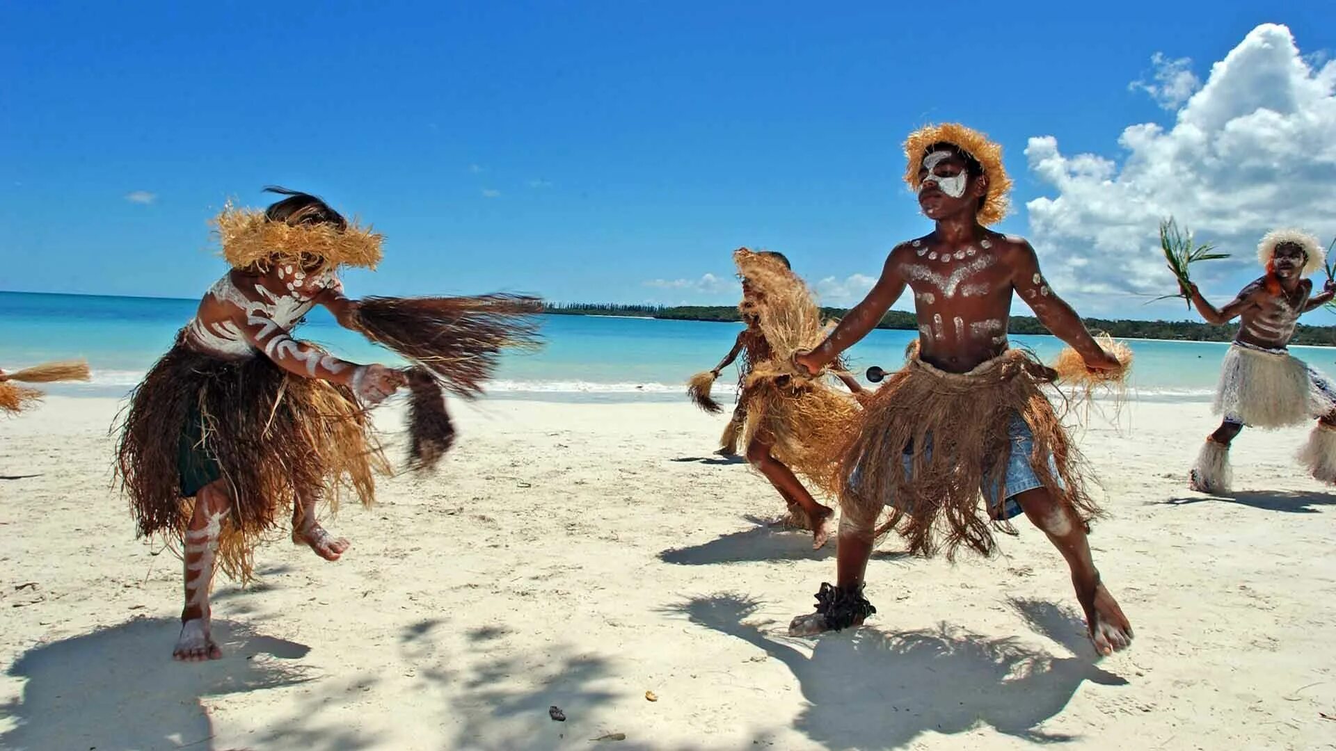 Крылья океании. Полинезийцы Океании. Меланезия Полинезия Океания. Острова Кука жители. Жители островов Океании.
