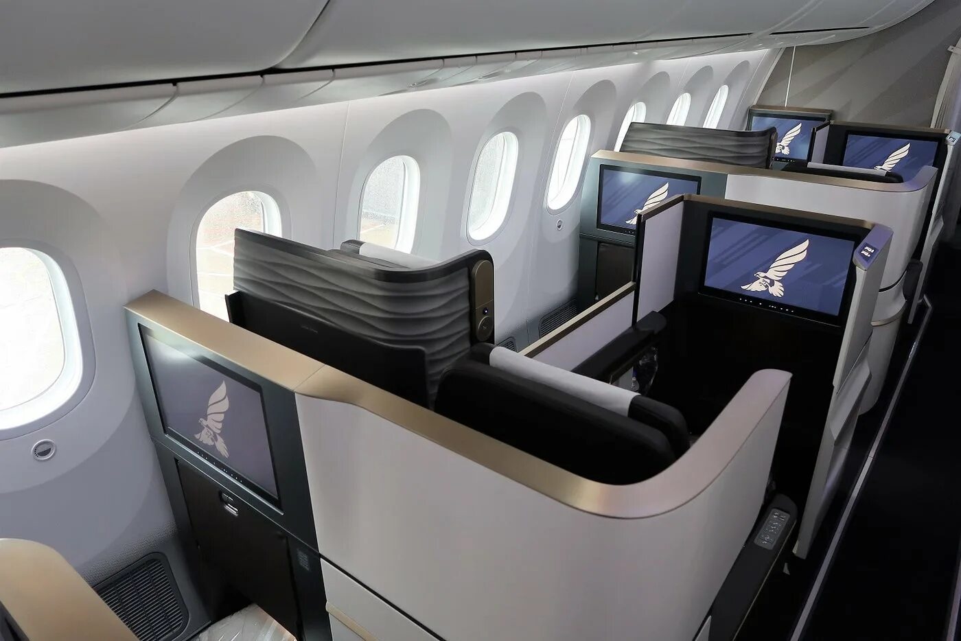 Гульф Эйр бизнес класс. Gulf Air Business class Boeing 787. Gulf Air a321 Business class. Гульф Эйр салон. Air business