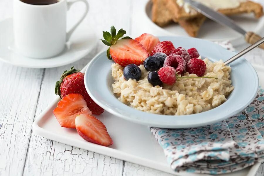 Prima colazione: ecco perchè è importante bere il latte al mattino Vegan keto re
