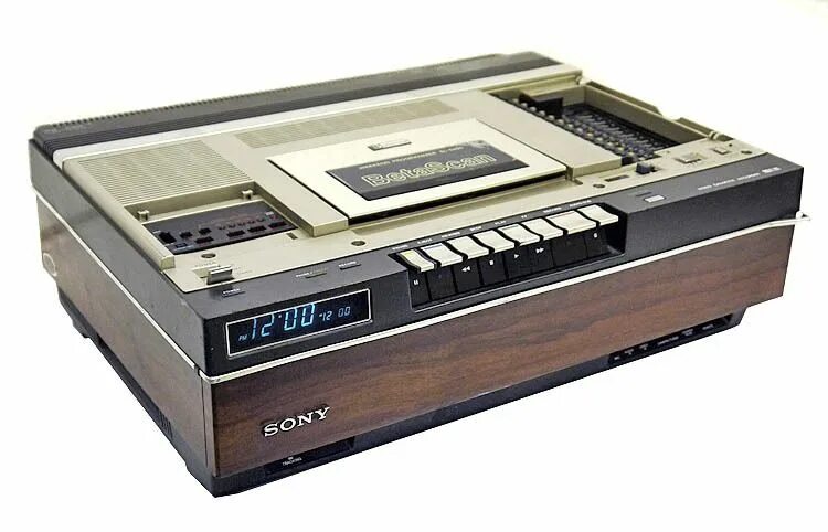 Магнитофоны Betamax. Betamax VCR. Sony Betamax. Бетамакс 1972.