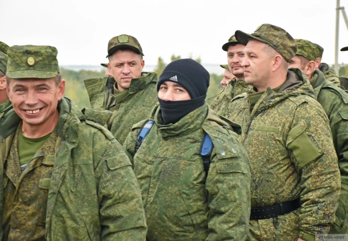Форма мобилизованных. Форма для военных сборов. мобилизованные на полигоне. солдаты на полигоне. форма военный полигон.