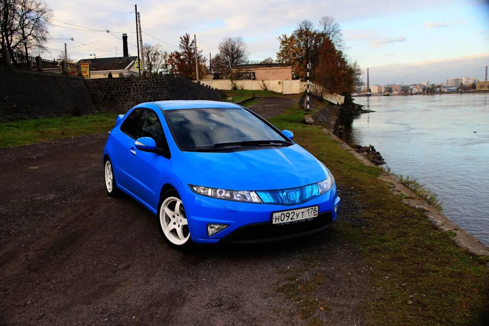 Цивик 8 хэтчбек. Honda Civic 8 хэтчбек. Цивик 2010 хэтчбек. Civic Hatchback 8 Gen. Хонда Цивик 2008 хэтчбек синий.