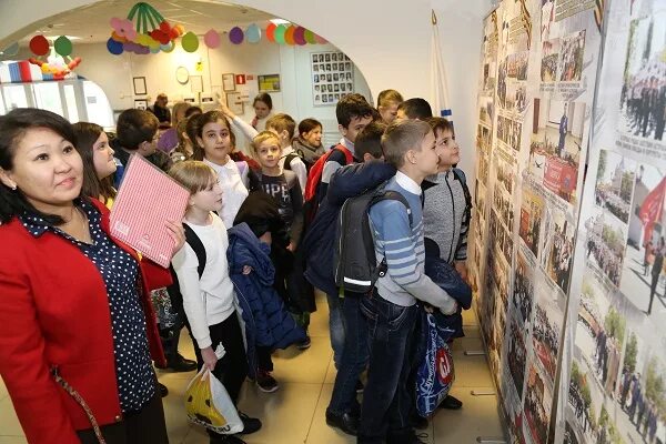 Школа 53 астрахань. Астраханский мед колледж. Российский союз молодежи (росмолодежь). Учиться куда астрахань. Учиться куда астрахань.