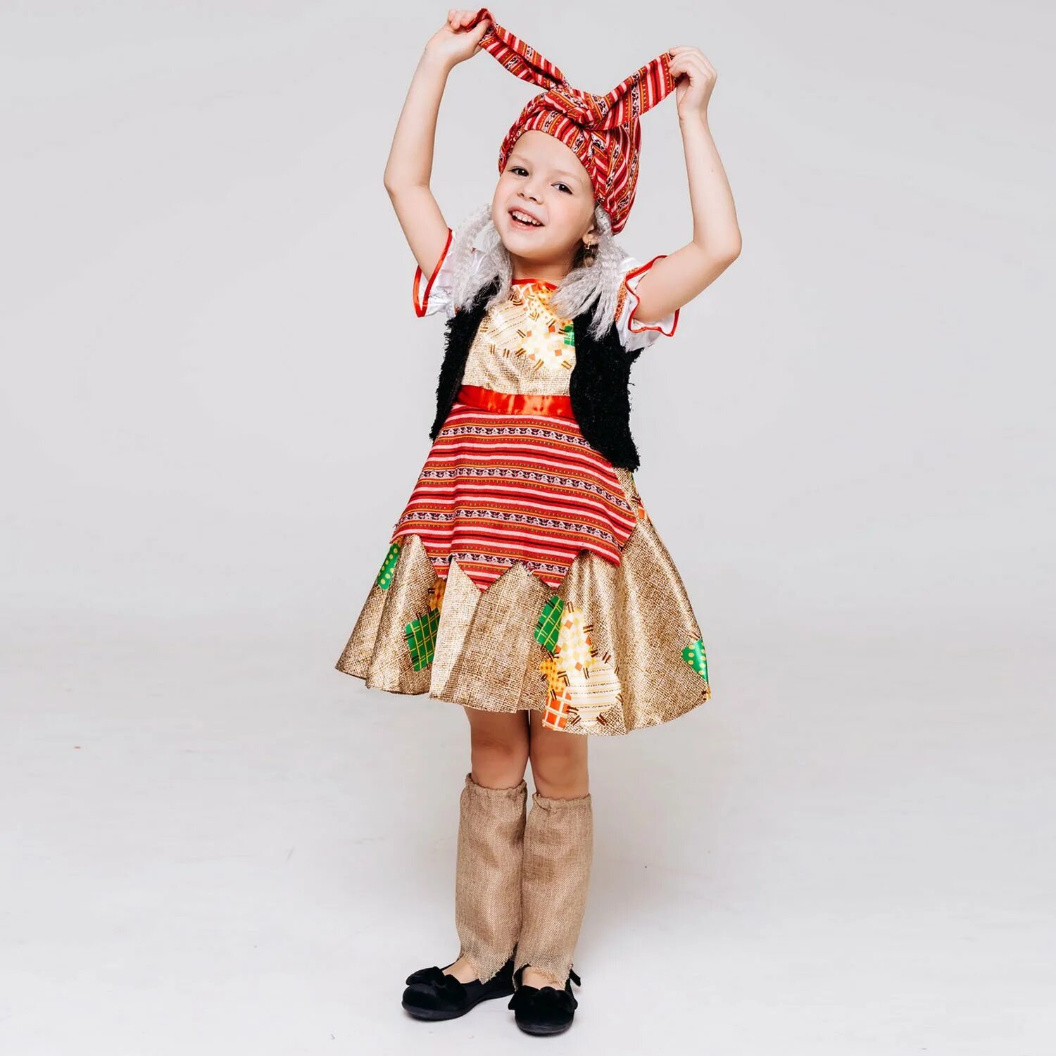 Костюм девочки яги. Современная баба яга костюм. Костюм для девочки баба яга. Костюм современной бабы яги для девочки. Костюм бабы яги для девочки в садик.