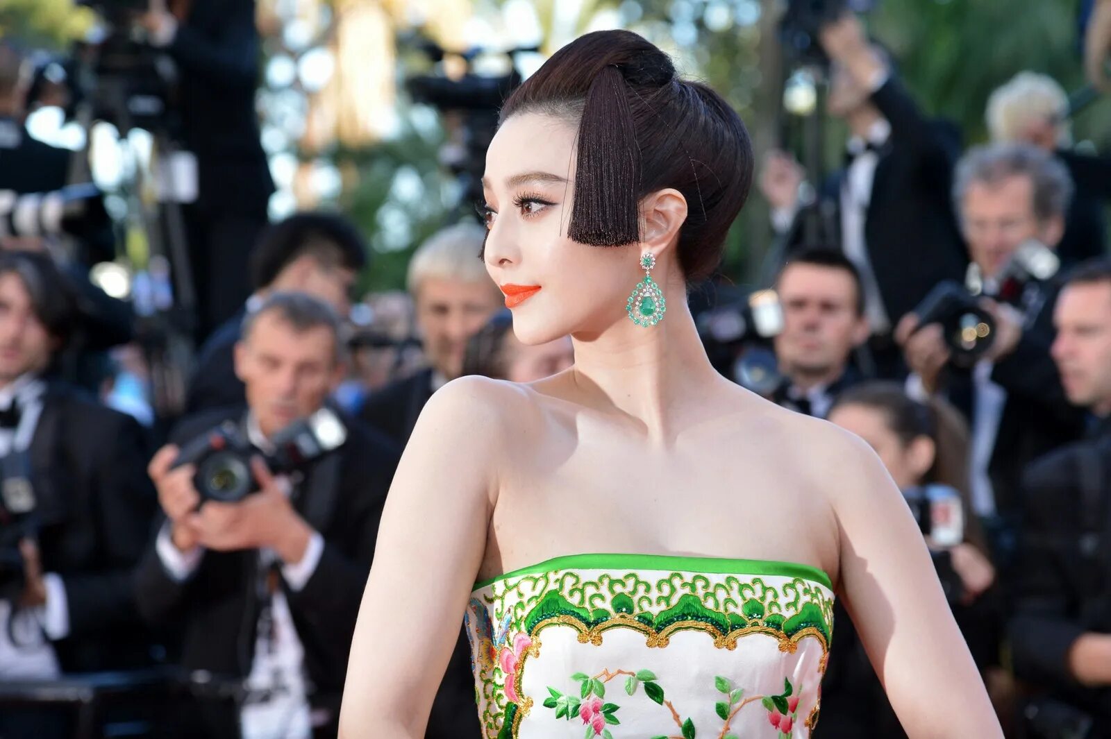 Звезды в китае 3 выпуск. Фань Бинбин. Fan Bingbing. Фань Бинь Бинь. Фань Бинбин 2022.