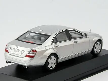 Mercedes benz 1 43