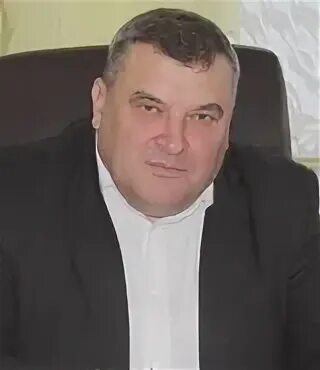 Пинский директор. Директор пинского хлебозавода. пинский комбинат хлебопродуктов.