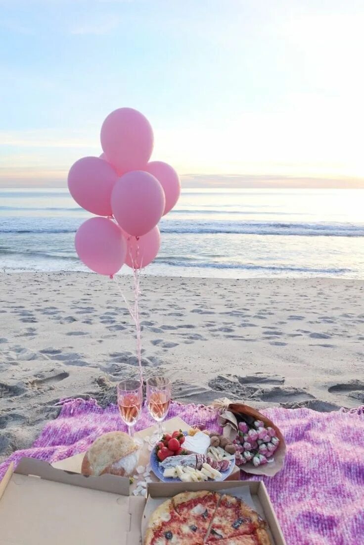Желанное сбудется. С днем рождения пляж. С днем рождения радость. Все мечты сбываются. Романтика на пляже.