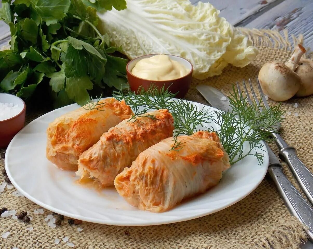 Вкусные голубцы с мясом. Голубцы фаршированные. олимп. голубцы с пекинской капустой. голубцы из пекинской капусты с фаршем. голубцы геншин.