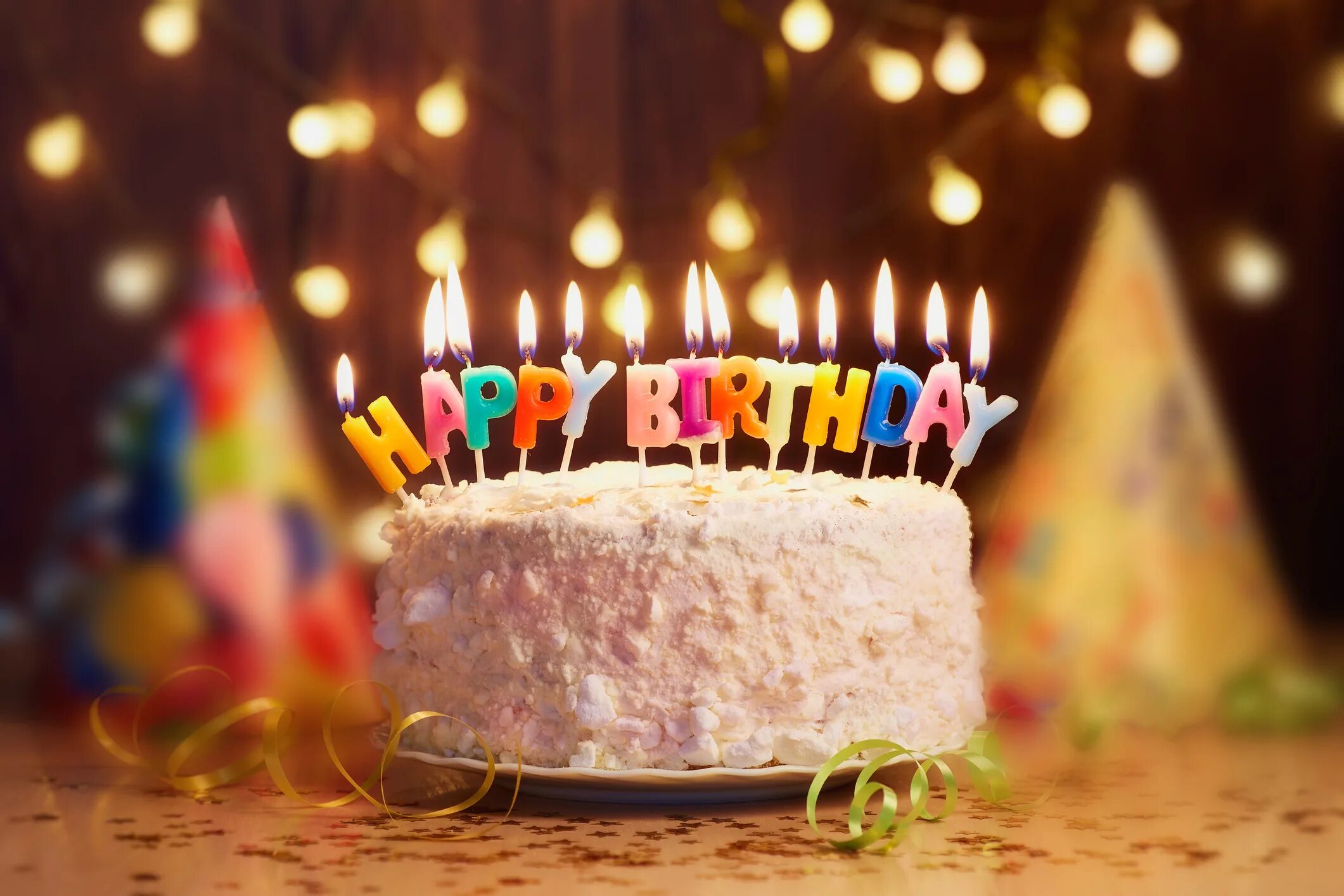 Birthday. Tavalodet Mobarak. Свечи для торта. Праздничный торт. Торт со свечками.