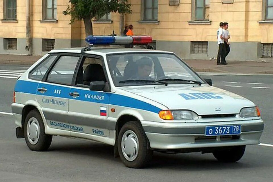 Полицейская четырка. Машина ппс 2114. Полицейская машина ваз 2114 дпс. Полицейская четырка. Полицейский ваз 2114.